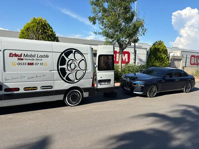 Otoparkta yerinde lastik değişimi